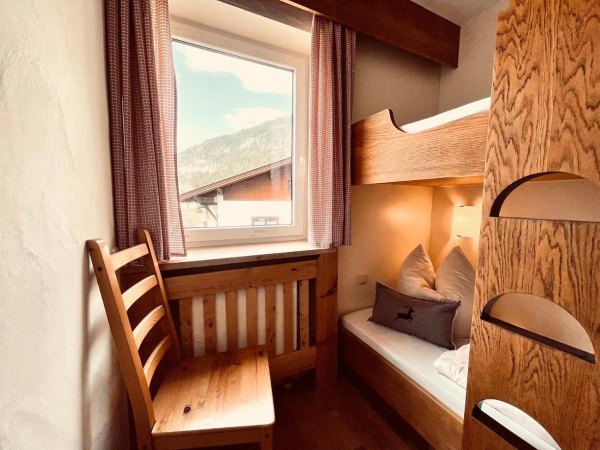 Pension Kreuzeck - Dein Gluecksplatz Am Lech Weissenbach am Lech Buitenkant foto